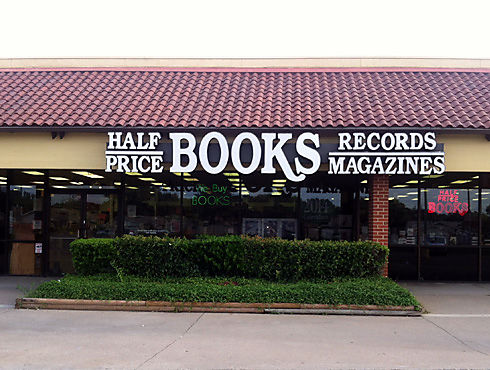 half price books store hours sunday