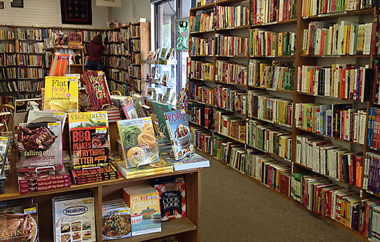 Half Price Books - HPB East Madison - Madison, WI